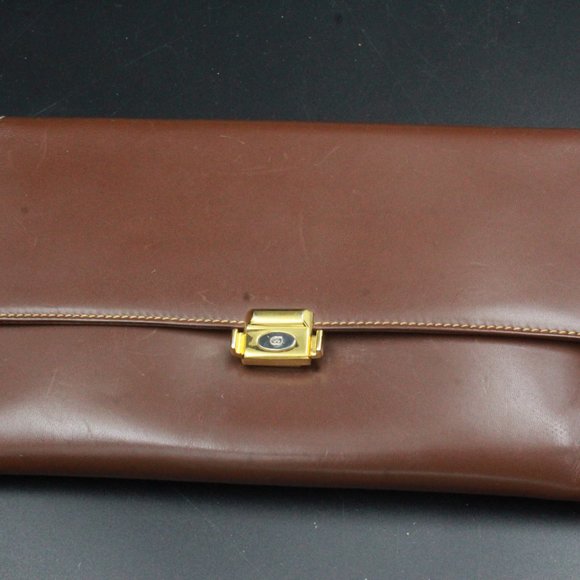 AUTHENTIC GUCCI BROWN LEATHER PASSPORT WALLET CLUTCH - Picture 3 of 14